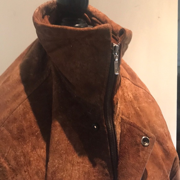 “DI CAPRA” Vintage Distressed Brown Suede Bomber Jacket . - Picture 4 of 16